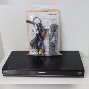 Panasonic Blu-ray Disc Player DMP-BDT100